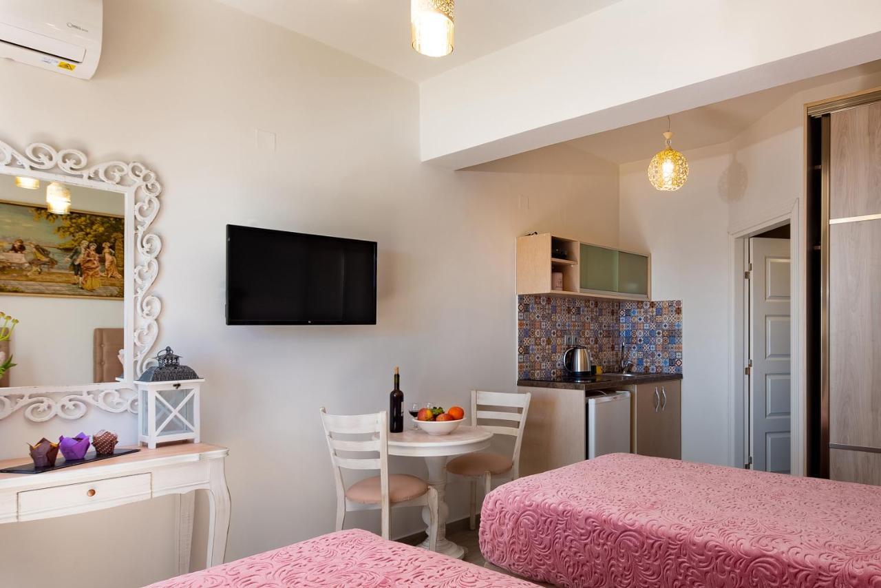 Makrýgialos Elimia Suites & Studios מראה חיצוני תמונה